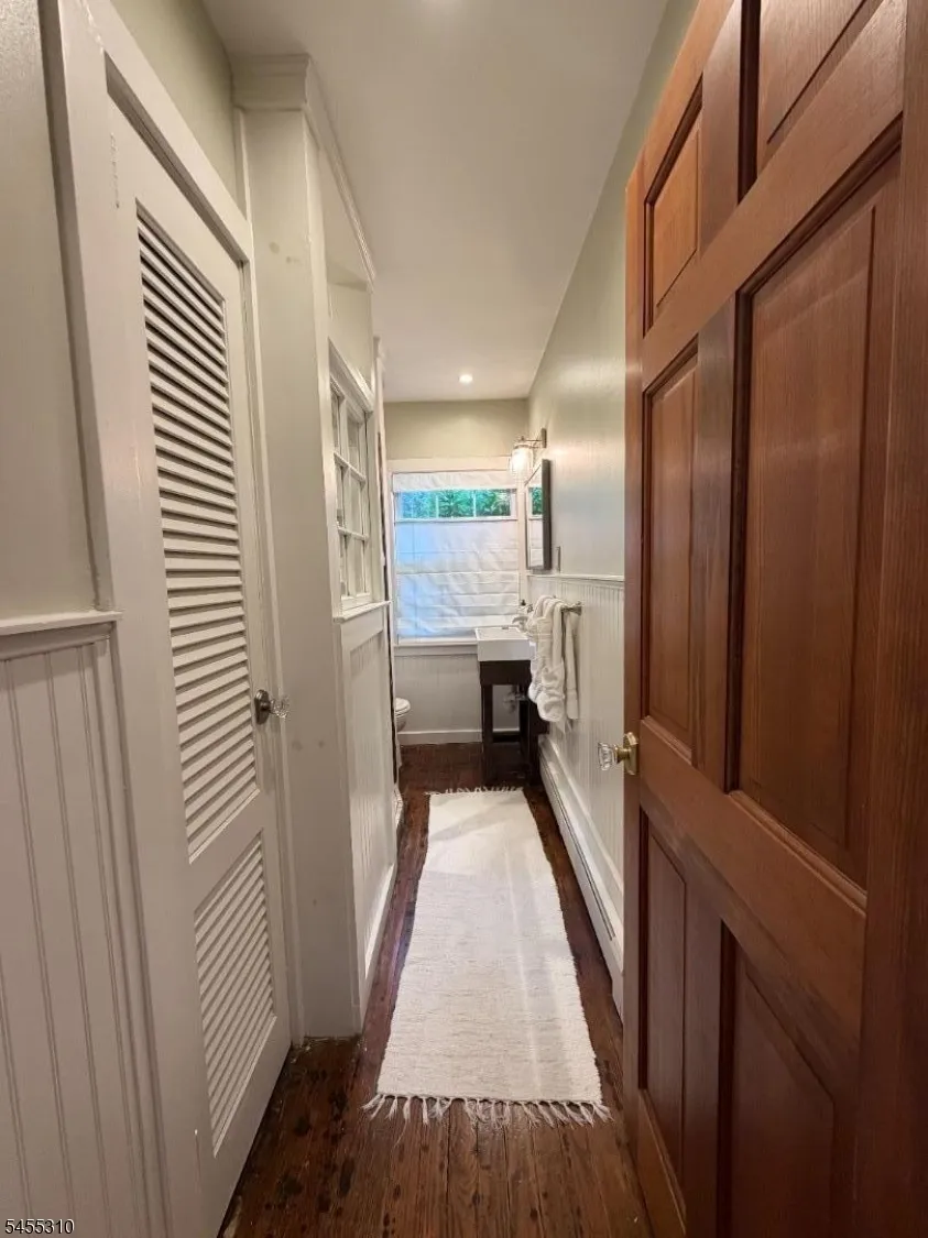837 Circle Franklin Lakes, NJ 07417