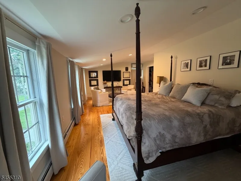837 Circle Franklin Lakes, NJ 07417