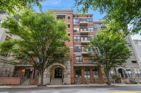 1803 Broadway #611