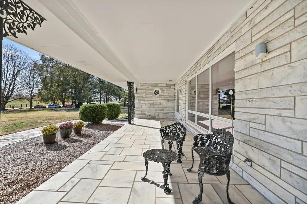 676 Ferguson Hill Rd Lafayette, TN 37083