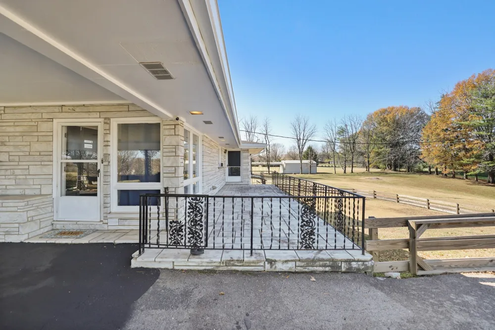 676 Ferguson Hill Rd Lafayette, TN 37083