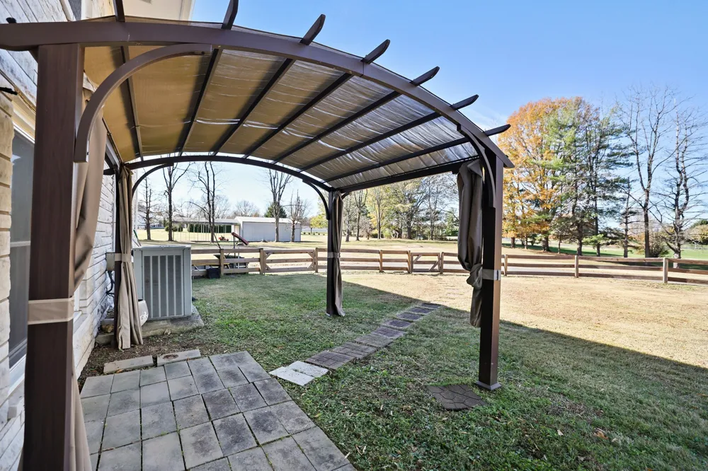 676 Ferguson Hill Rd Lafayette, TN 37083