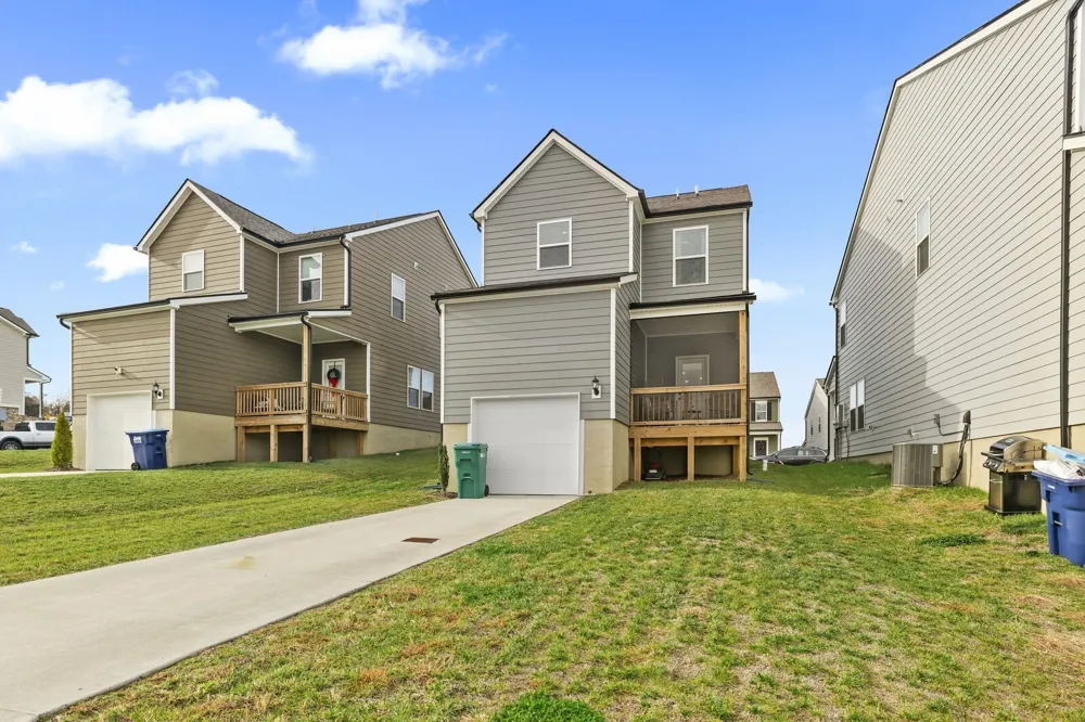 213 Oasis Dr La Vergne, TN 37086