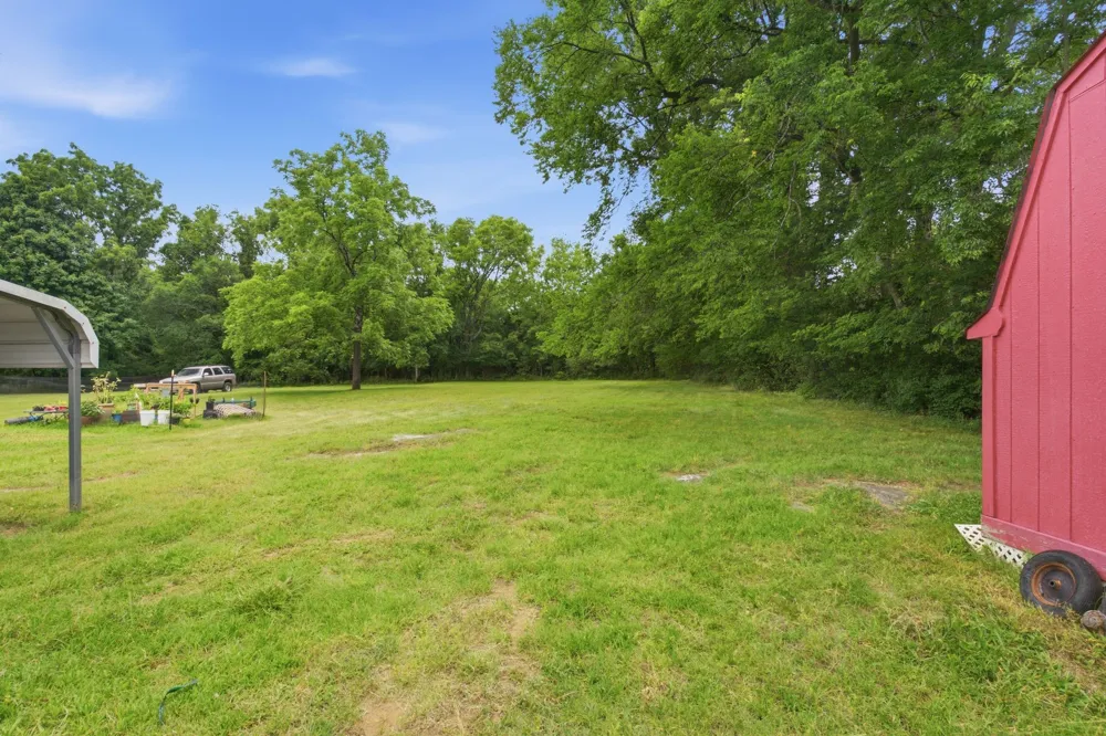 76 W Caldwell St Mount Juliet, TN 37122