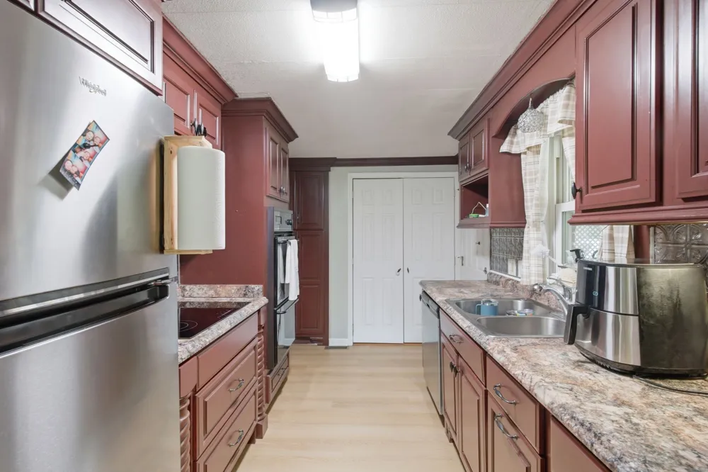 76 W Caldwell St Mount Juliet, TN 37122