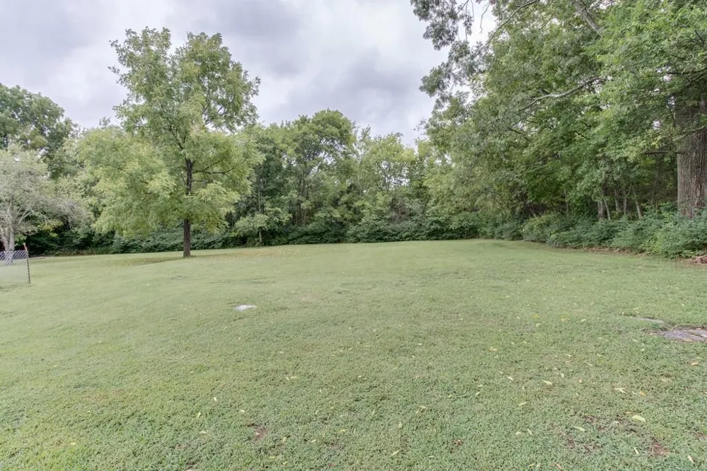 76 W Caldwell St Mount Juliet, TN 37122