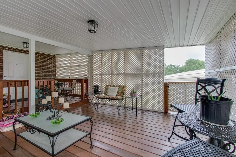 76 W Caldwell St Mount Juliet, TN 37122