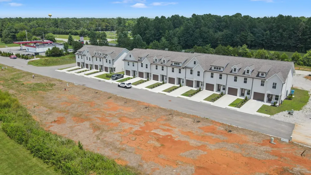 336 Legends Cir Baxter, TN 38544