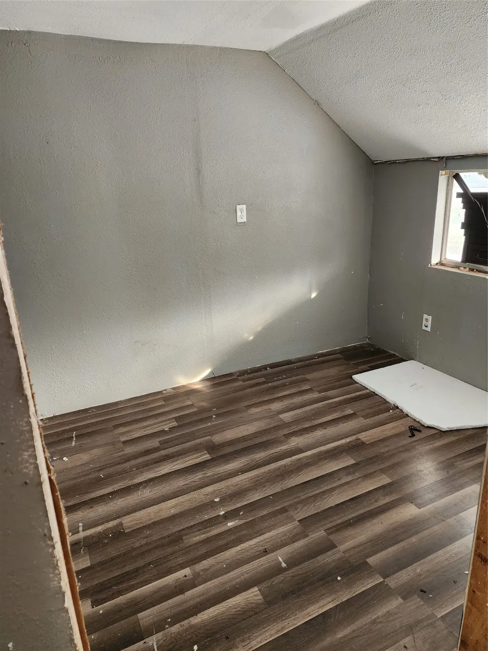 121 Dardenwood Way Payne Springs, TX 75156
