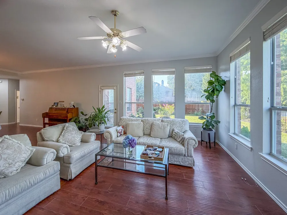 812 Kilbridge Lane Coppell, TX 75019