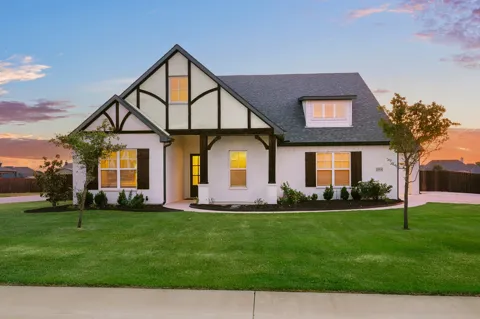 8908 Lazy Oak Drive