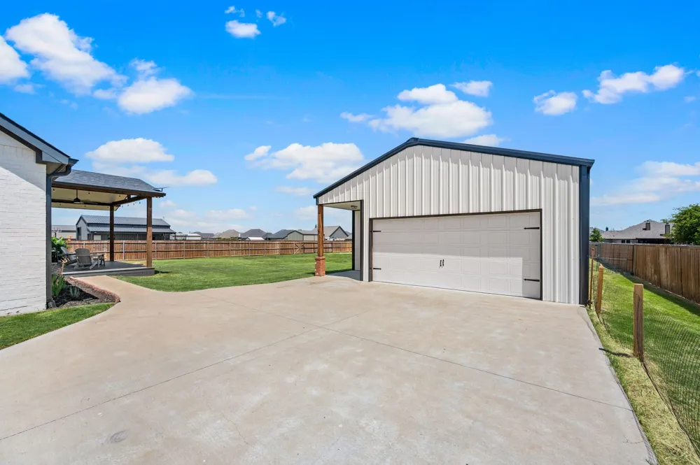 8908 Lazy Oak Drive Justin, TX 76247