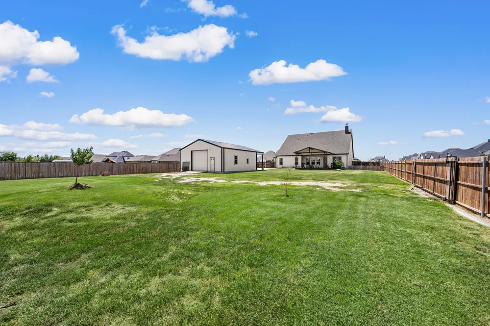 8908 Lazy Oak Drive Justin, TX 76247
