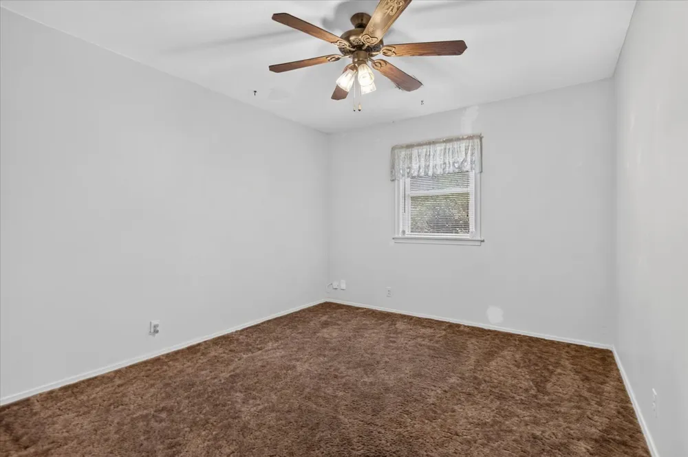 229 NE Myers Avenue Bartlesville, OK 74006