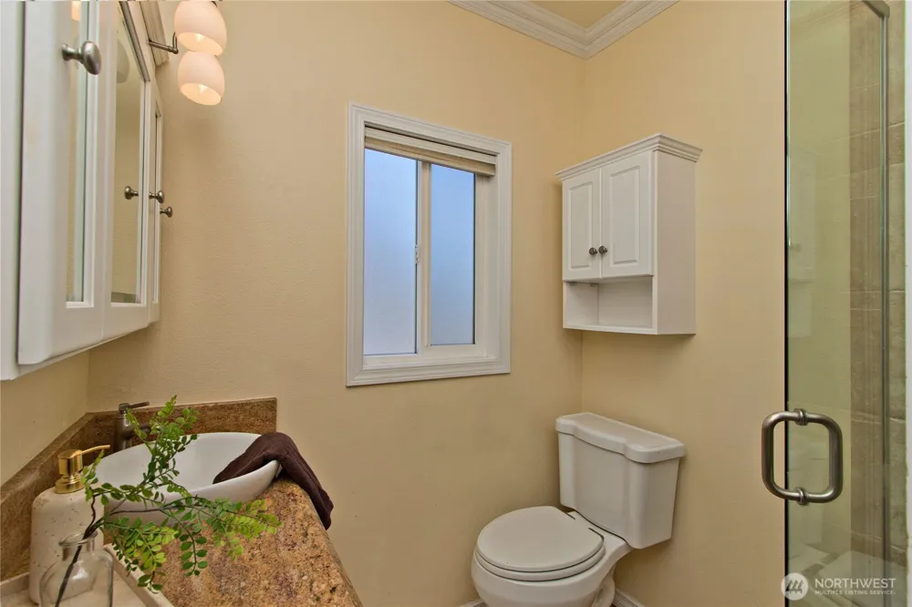 1565 Sorenson Avenue Enumclaw, WA 98022