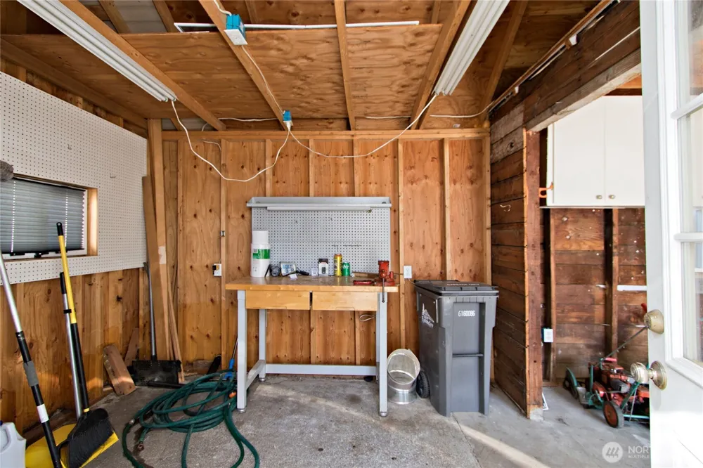 1565 Sorenson Avenue Enumclaw, WA 98022