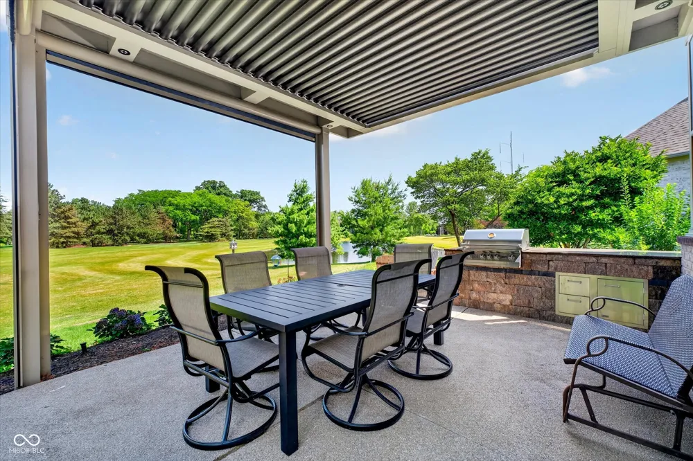 15752 Hawks Way Carmel, IN 46033