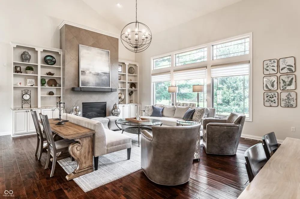 15752 Hawks Way Carmel, IN 46033