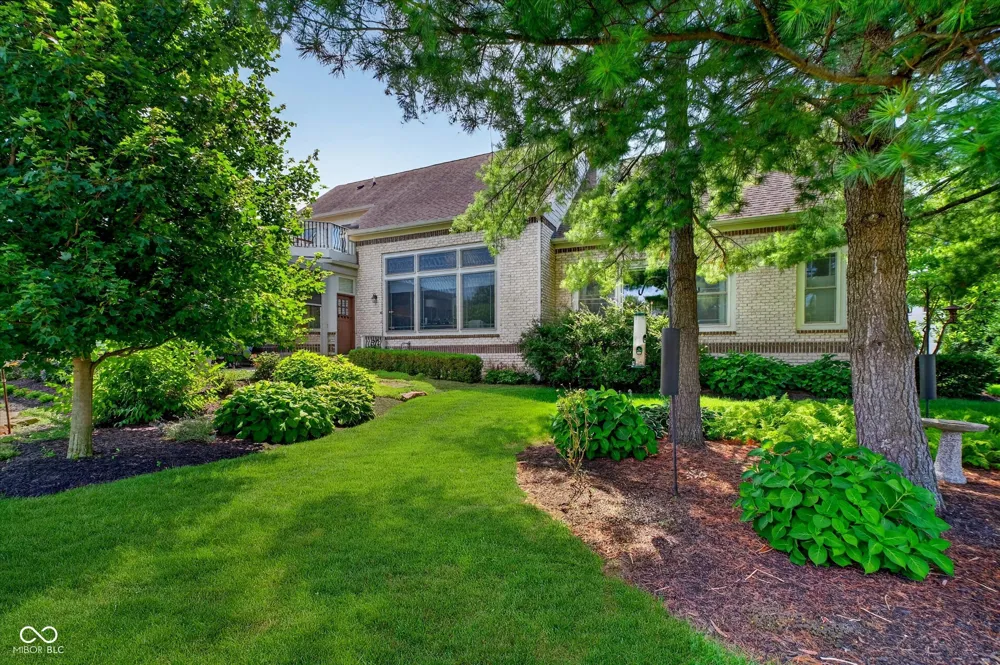 15752 Hawks Way Carmel, IN 46033