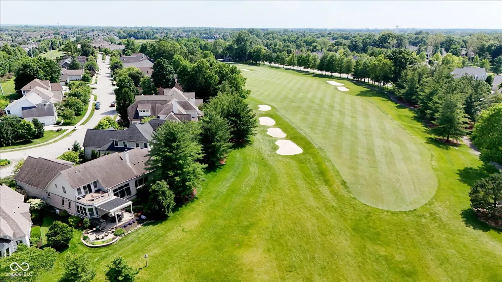 15752 Hawks Way Carmel, IN 46033