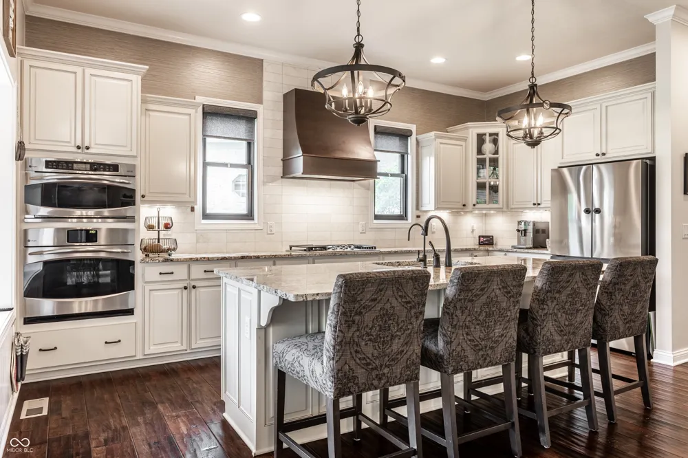 15752 Hawks Way Carmel, IN 46033