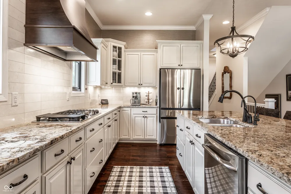 15752 Hawks Way Carmel, IN 46033