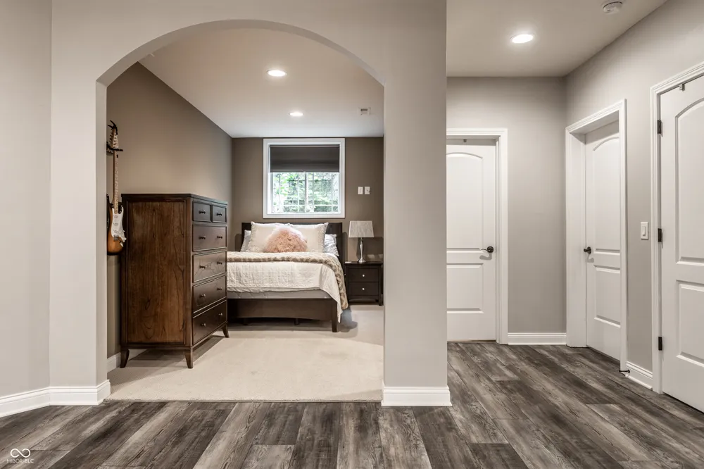 15752 Hawks Way Carmel, IN 46033