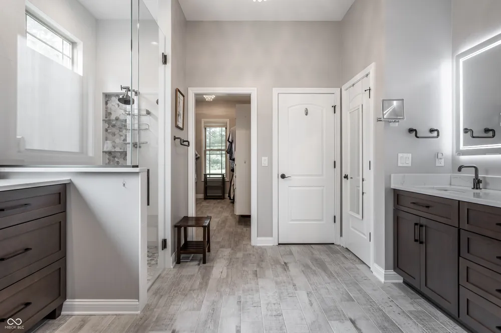 15752 Hawks Way Carmel, IN 46033