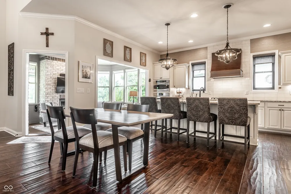15752 Hawks Way Carmel, IN 46033