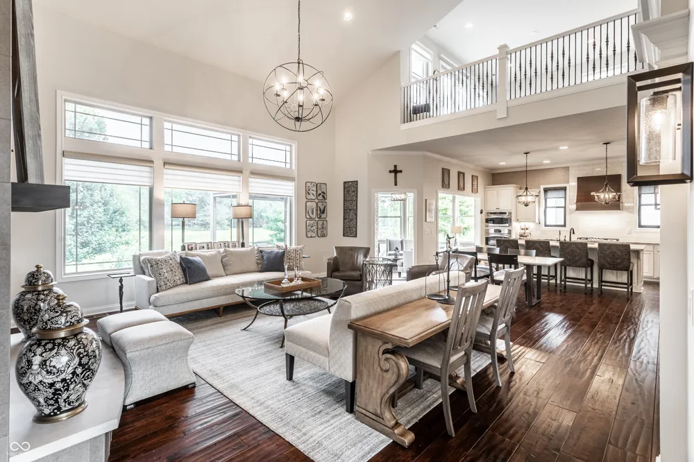 15752 Hawks Way Carmel, IN 46033