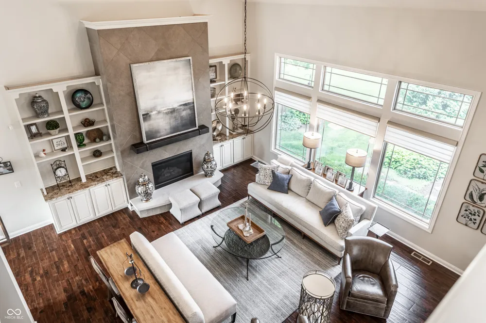 15752 Hawks Way Carmel, IN 46033