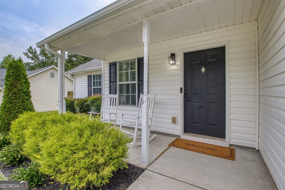 185 Creekside DR Grantville, GA 30220