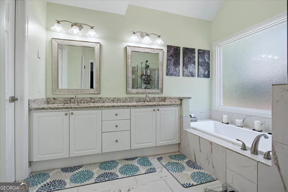 11160 Brookhollow TRL Johns Creek, GA 30022