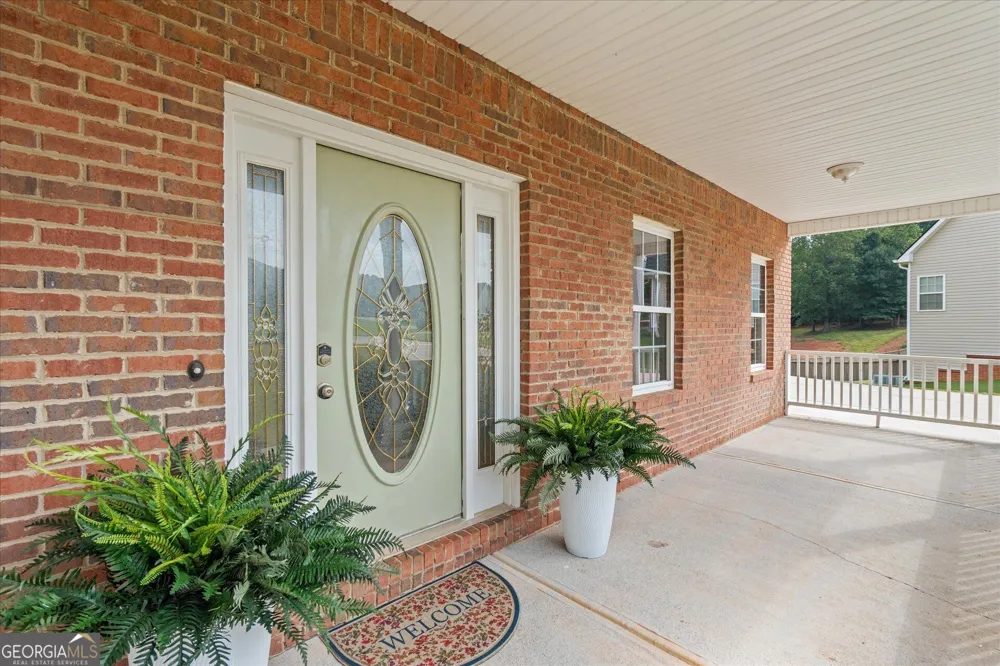 120 Camilla DR Carrollton, GA 30116