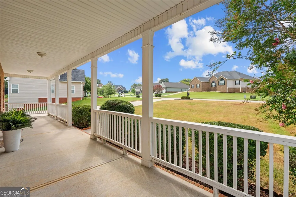 120 Camilla DR Carrollton, GA 30116