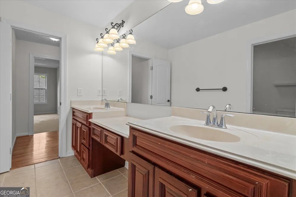 120 Camilla DR Carrollton, GA 30116