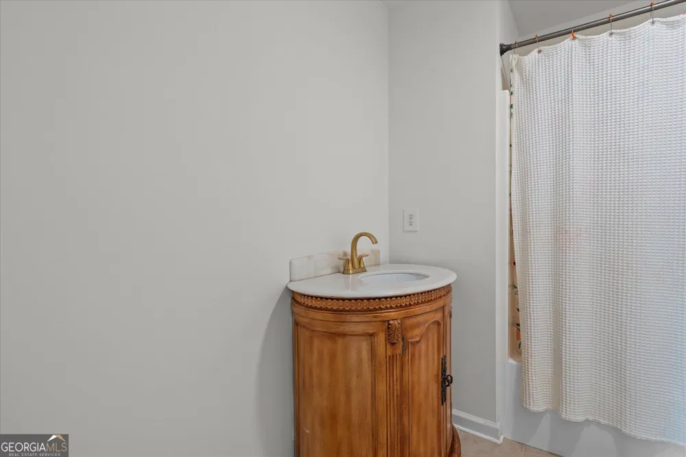 120 Camilla DR Carrollton, GA 30116