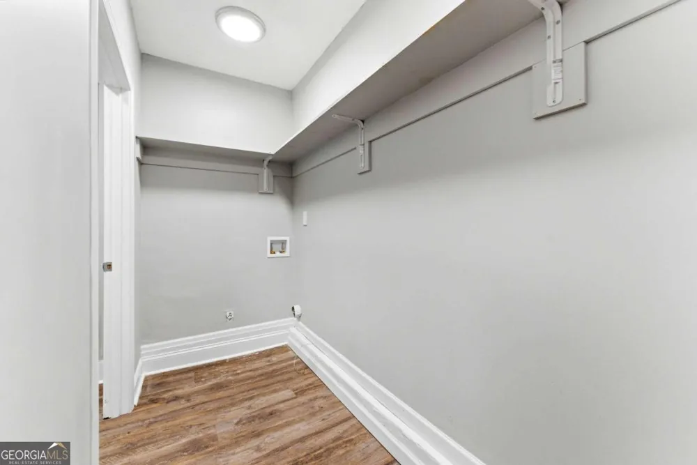 1677 Liberty VLY Decatur, GA 30032
