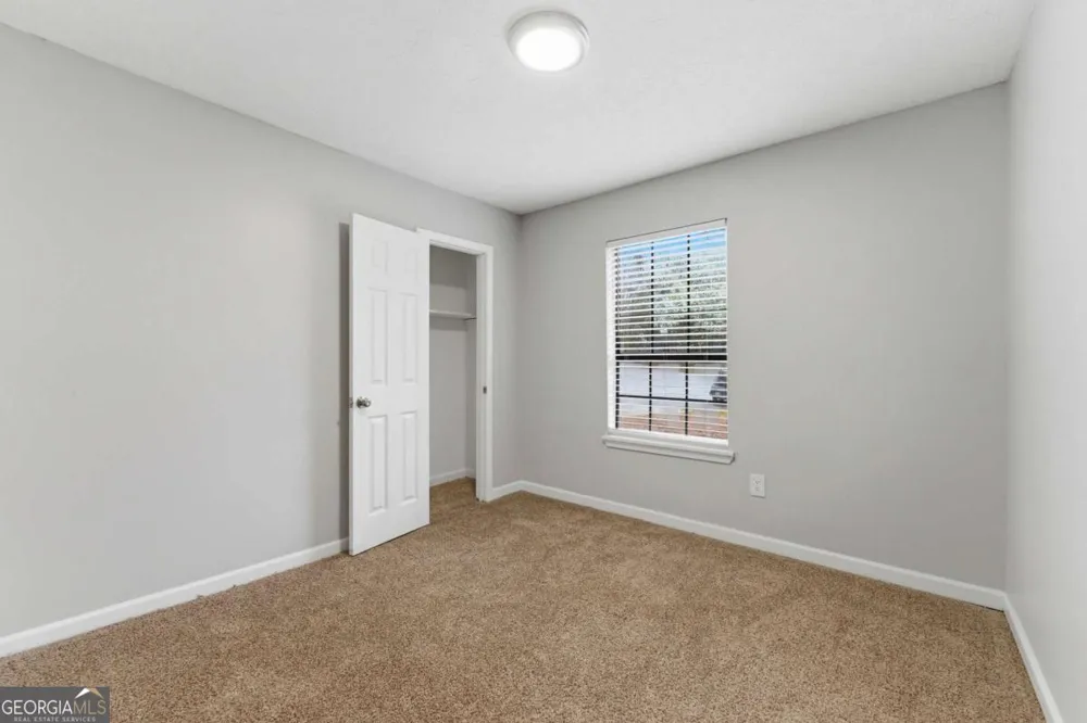 1677 Liberty VLY Decatur, GA 30032