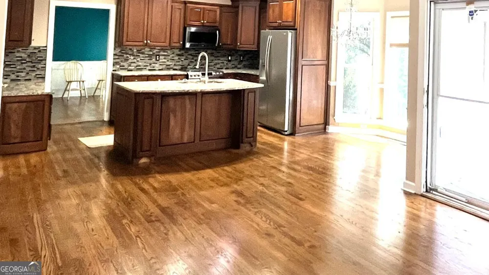 1254 Riversand LN SW Lilburn, GA 30047