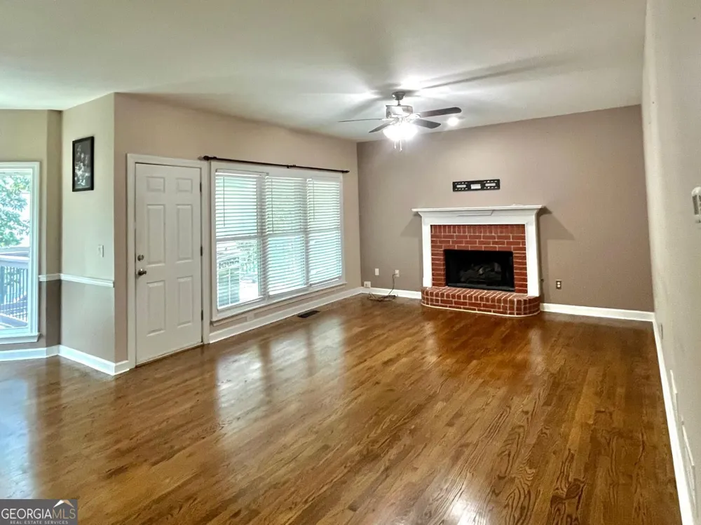 1254 Riversand LN SW Lilburn, GA 30047
