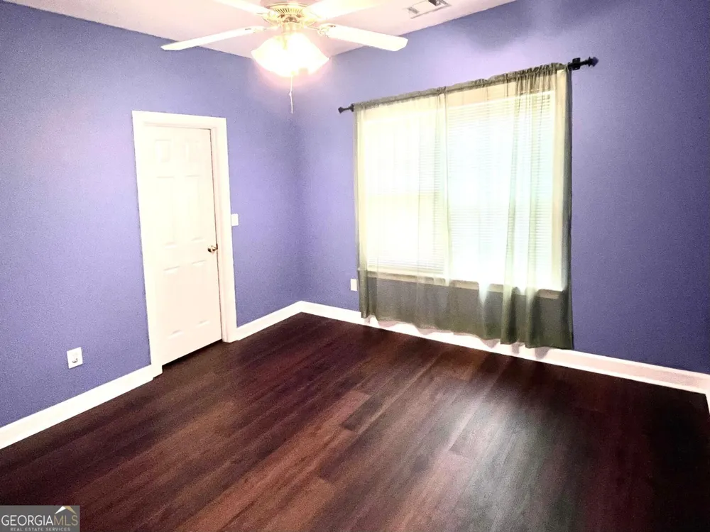 1254 Riversand LN SW Lilburn, GA 30047