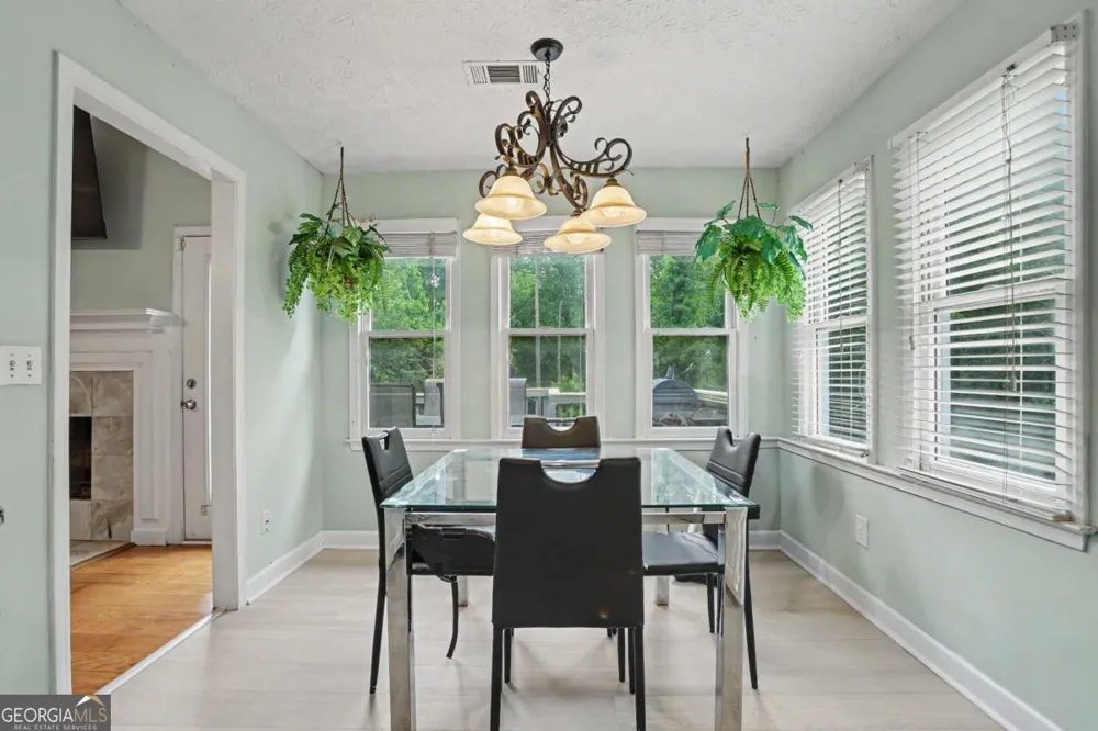5643 Pipsissewa DR Flowery Branch, GA 30542