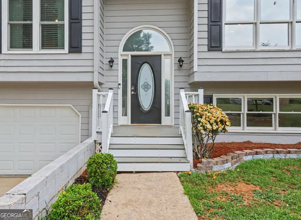 5643 Pipsissewa DR Flowery Branch, GA 30542
