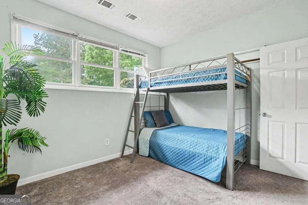 5643 Pipsissewa DR Flowery Branch, GA 30542