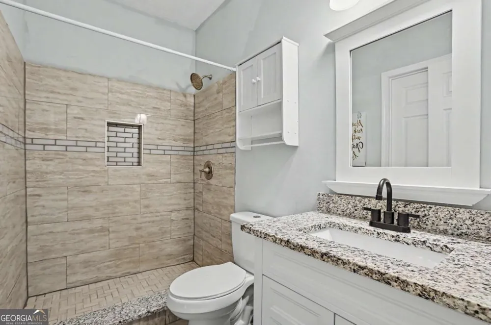 5643 Pipsissewa DR Flowery Branch, GA 30542