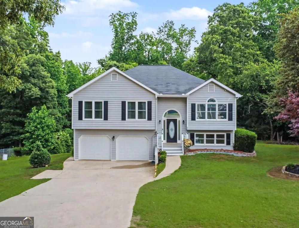 5643 Pipsissewa DR Flowery Branch, GA 30542