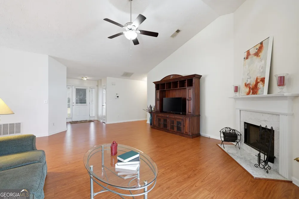 4168 McEver Park DR Acworth, GA 30101