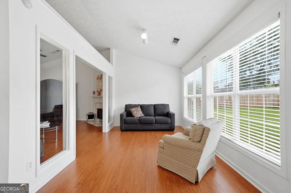 4168 McEver Park DR Acworth, GA 30101