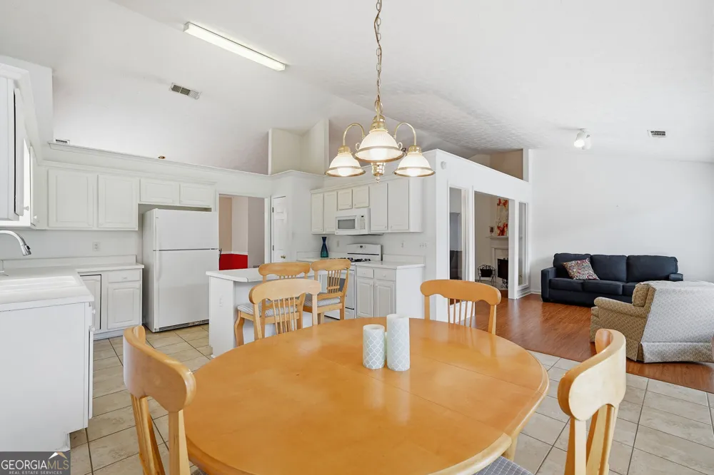 4168 McEver Park DR Acworth, GA 30101